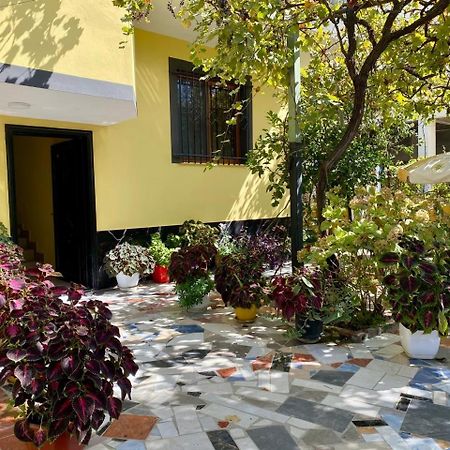 H&A Guest House โกเลม ภายนอก รูปภาพ
