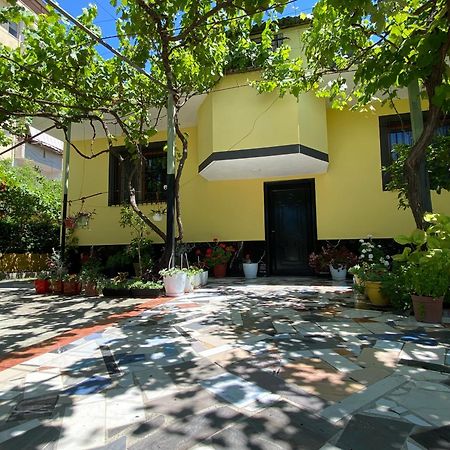 H&A Guest House โกเลม ภายนอก รูปภาพ