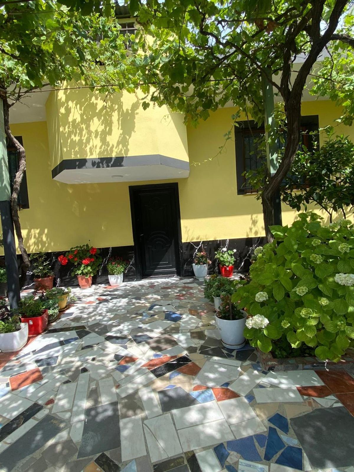 H&A Guest House โกเลม ภายนอก รูปภาพ