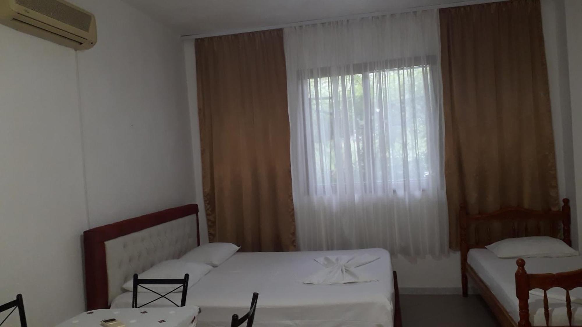 H&A Guest House โกเลม ภายนอก รูปภาพ