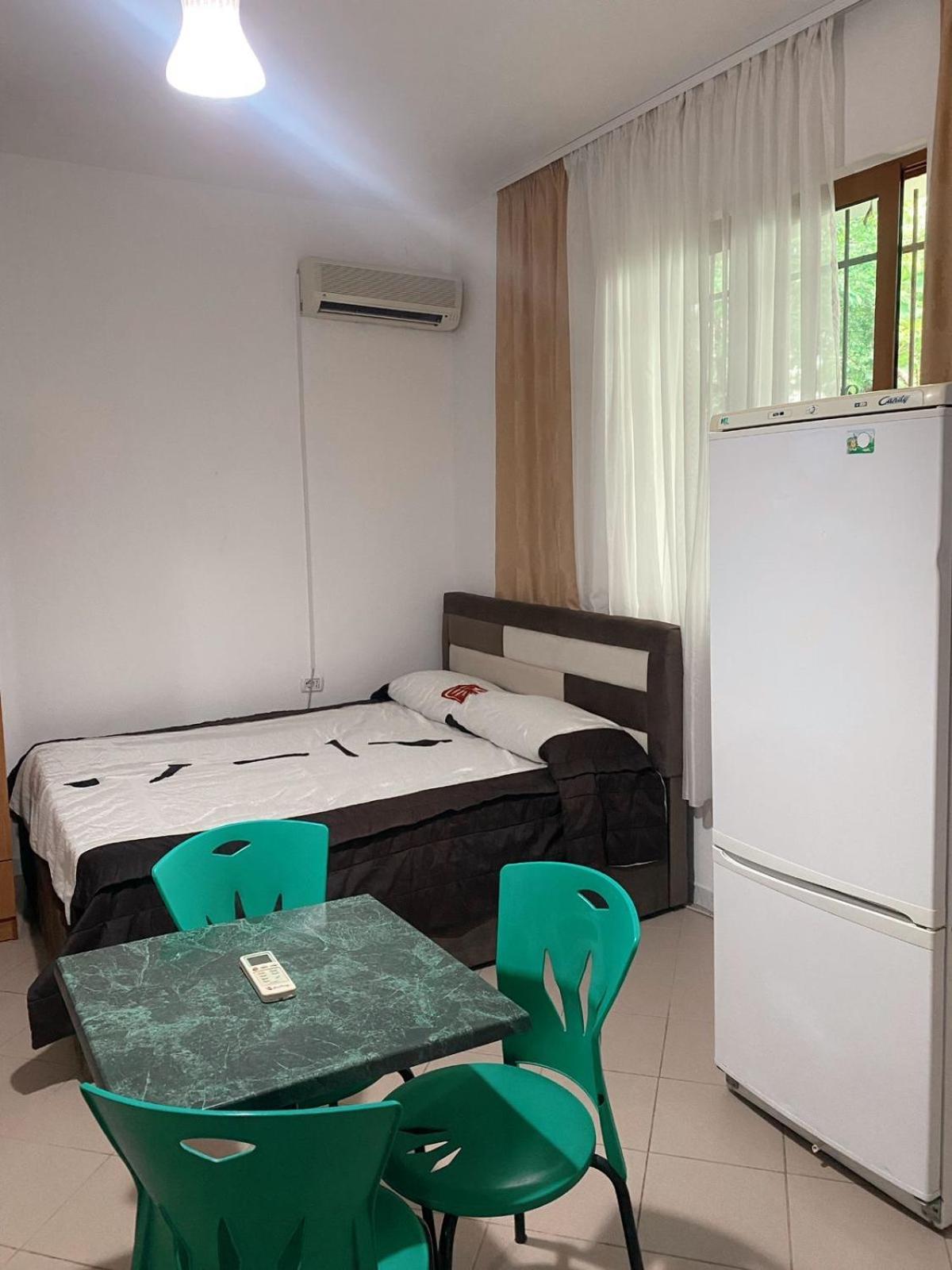 H&A Guest House โกเลม ภายนอก รูปภาพ